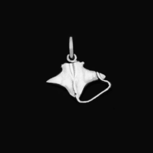 Silver Manta Ray Pendant Ca Pf 186