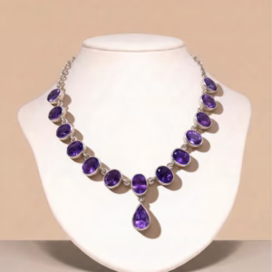 Silver Necklace with Amethysts (DE-NL 03)
